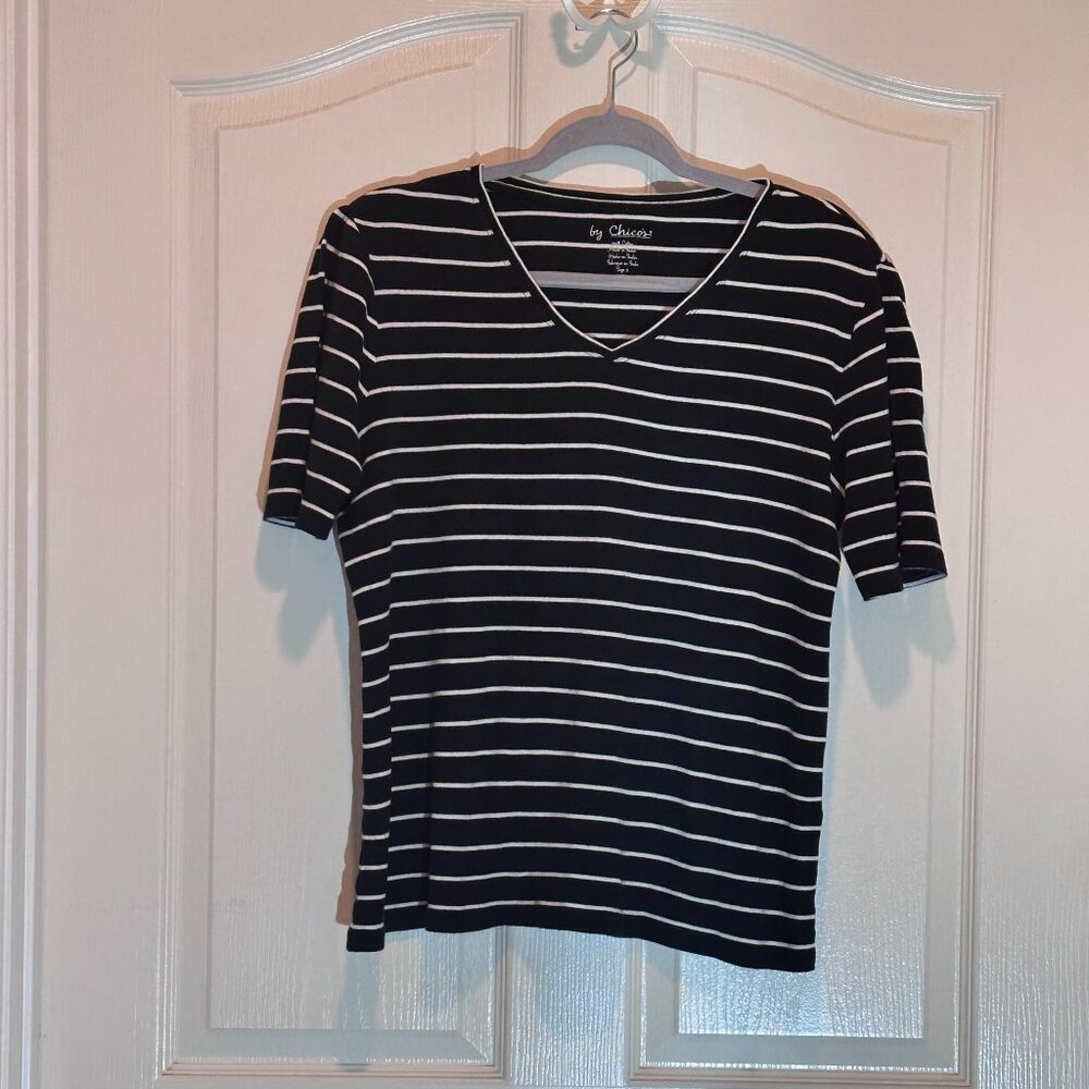 Women's Striped V-Neck Tee Size 2 Chico's Black & White